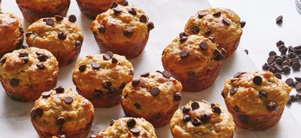 Mini-muffins banane et pépites de chocolat