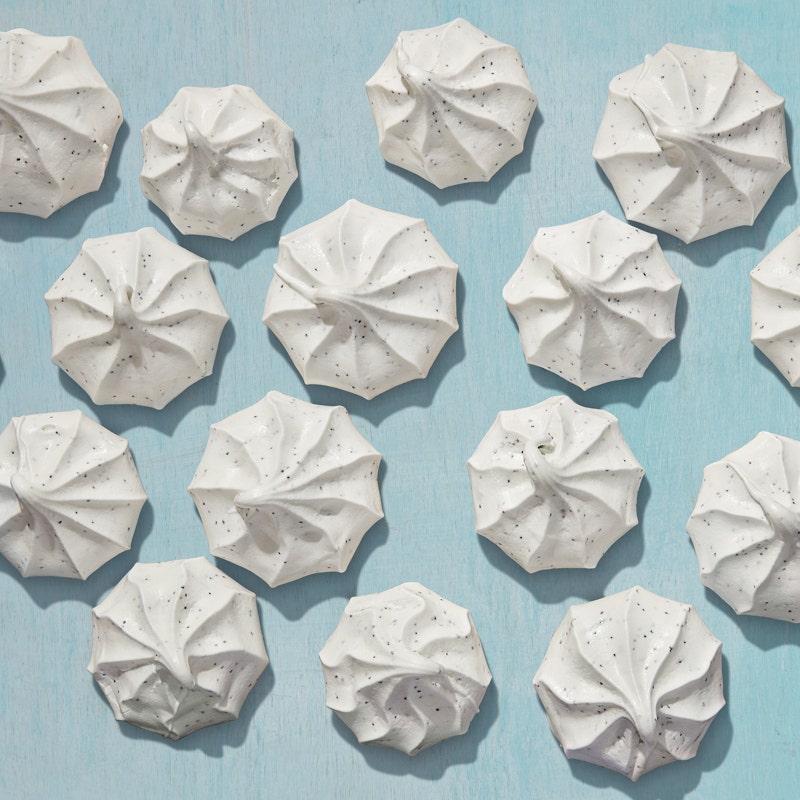 Lemon–poppy seed meringues