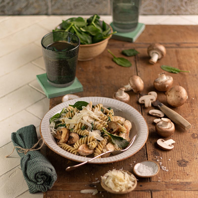 Creamy One-Pot-Pasta mit Hähnchen und Spinat