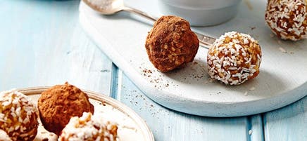 No-Cook Coconut & Cocoa Energy Bites