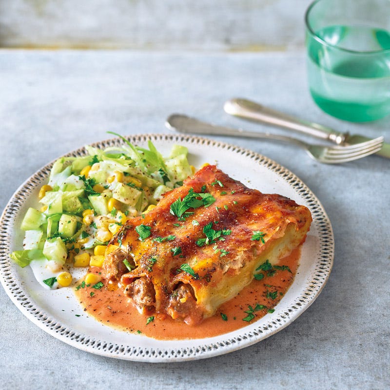 Cannelloni mit Insalata Mista