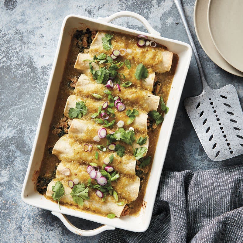 Geflügel-Spinat-Enchiladas mit Ziegenkäse