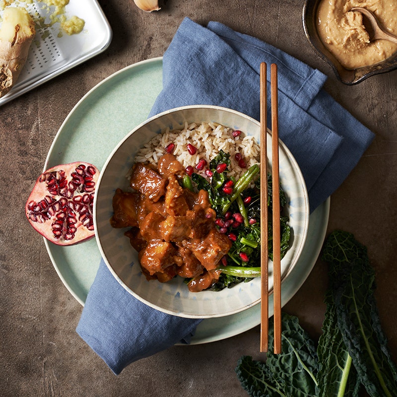ViktVäktarna - Sötsyrlig seitan med granatäpple och kål