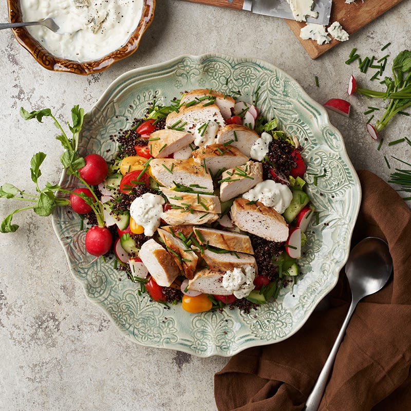 ViktVäktarna - Grillad kyckling med quinoasallad och gorgonzoladressing