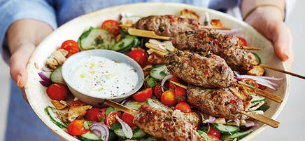 Köfte mit Fattoush-Salat