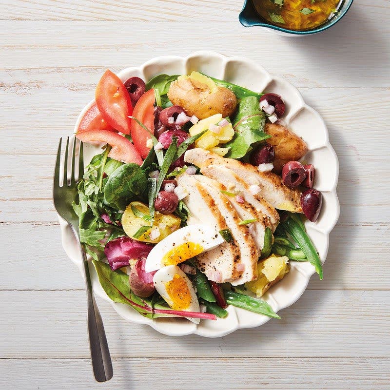 Hähnchen-Kartoffel-Salat mit Estragonvinaigrette