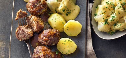 Mini-Frikadellen mit Kohlrabigemüse