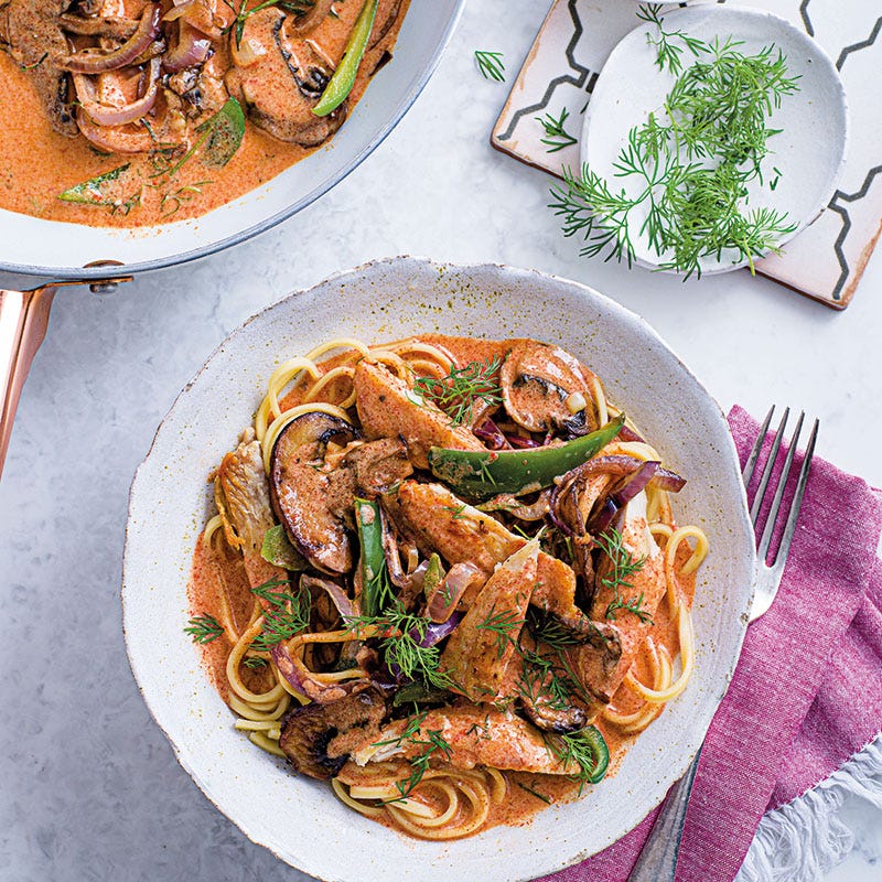 Hähnchen-Gemüse-Pfanne mit Tagliatelle