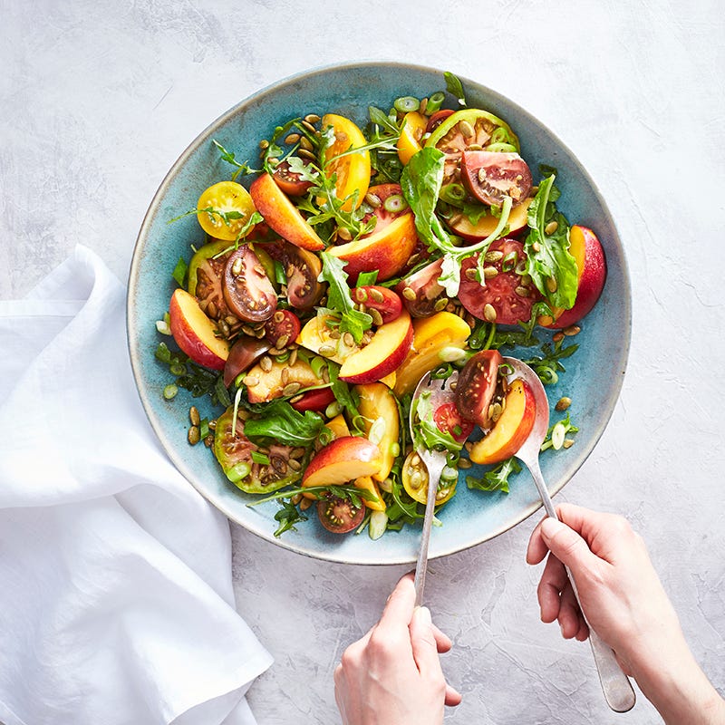ViktVäktarna - Tomat- och nektarinsallad med saltrostade pumpakärnor