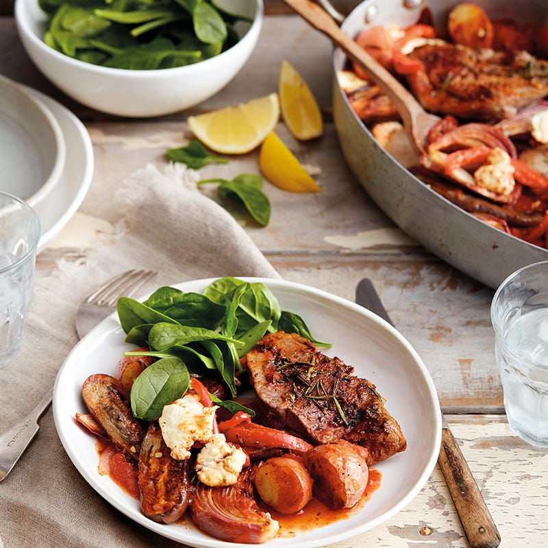 Gebackenes Lamm mit Ricotta und Auberginen