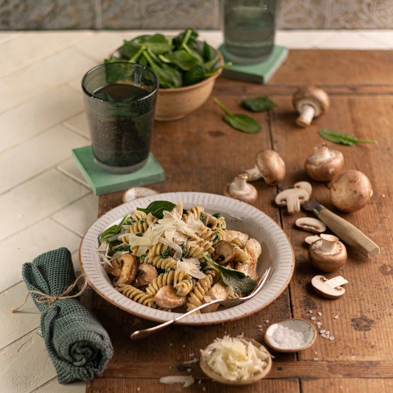 Creamy One-Pot-Pasta mit Poulet und Spinat