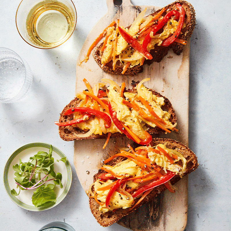 Scrambled egg bruschetta