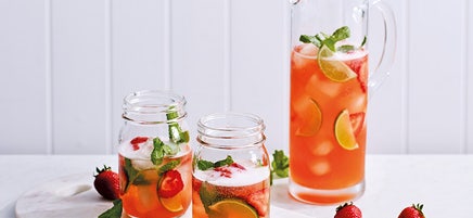 Strawberry-Kombucha-Mojito