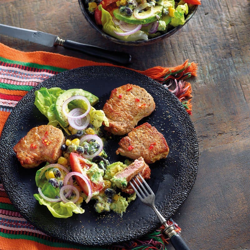 Mexikanisches Schweinefilet mit Avocadosalat