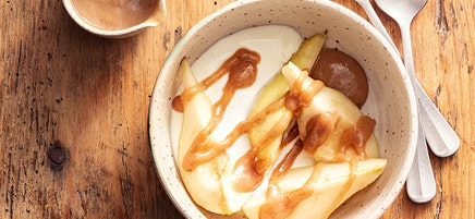 Poire au caramel de dattes
