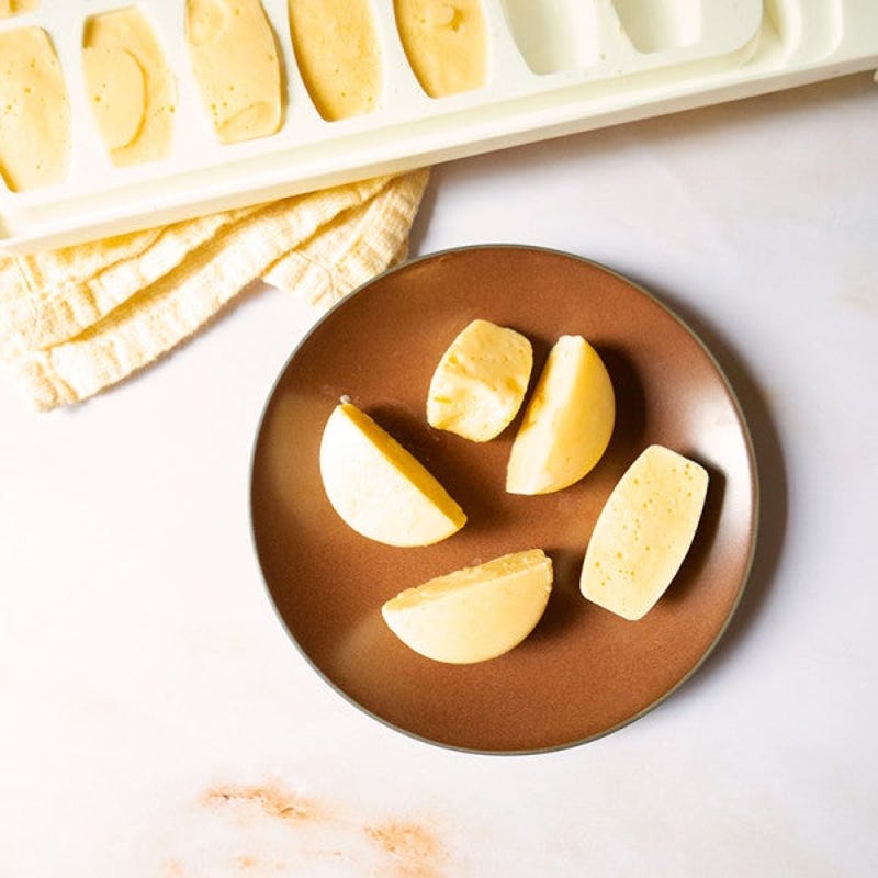 Photo de Cubes de yogourt glacé aux pêches et à la crème par WW
