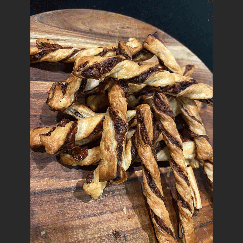 Vegemite and cheese twists