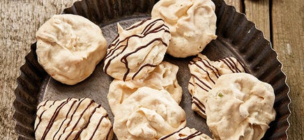 Macarons aux amandes et aux pistaches