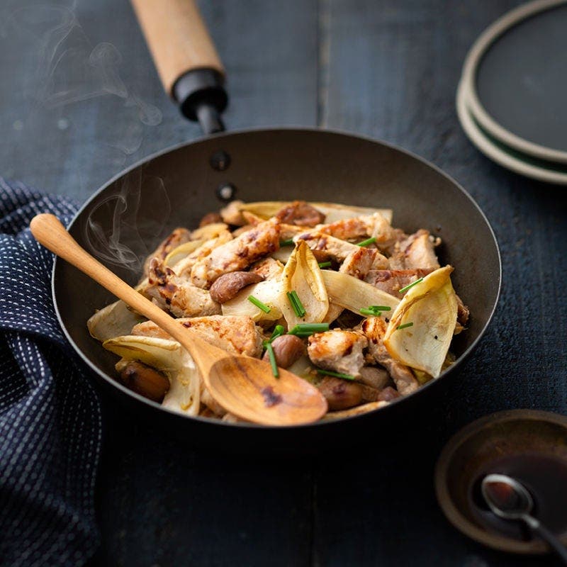 Wok de porc châtaignes et endives