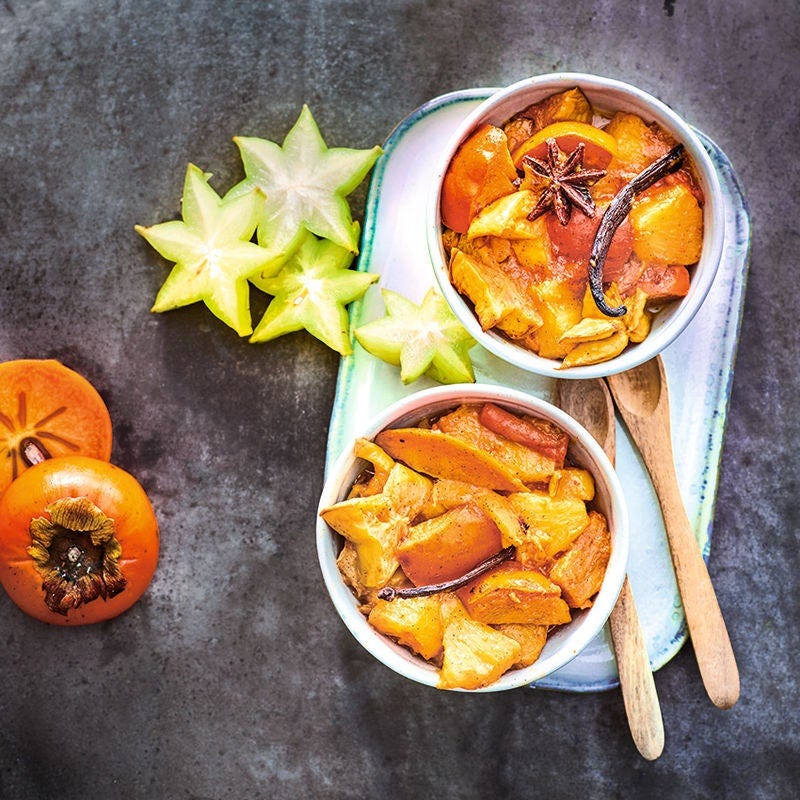 Compote de kaki, ananas et carambole aux épices