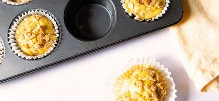 Muffins streusel à la mangue et à l’avoine