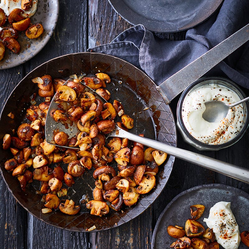 Champignons mit Knoblauchsauce