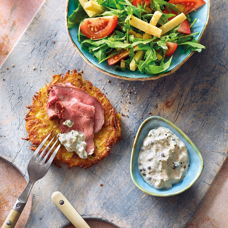 Rösti mit Roastbeef & Salat