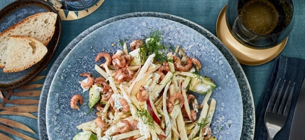 Waldorfsalat mit Krabben