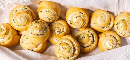 Bouchées de bagel tout garni à quatre ingrédients