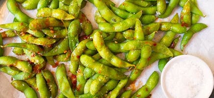 Gousses d’edamames épicées