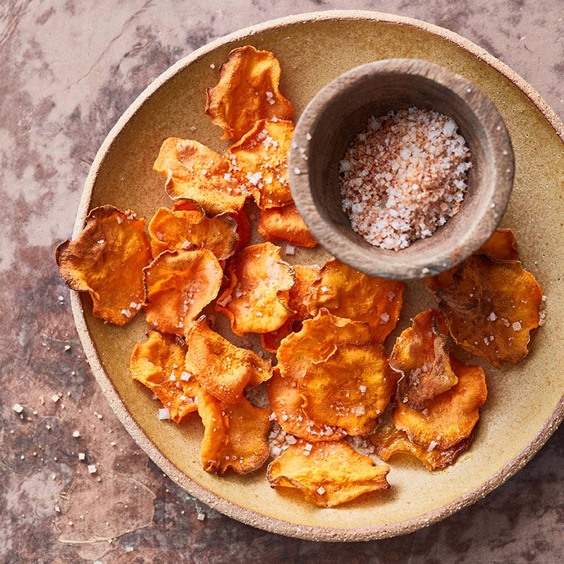 Süßkartoffelchips aus der Heißluftfritteuse