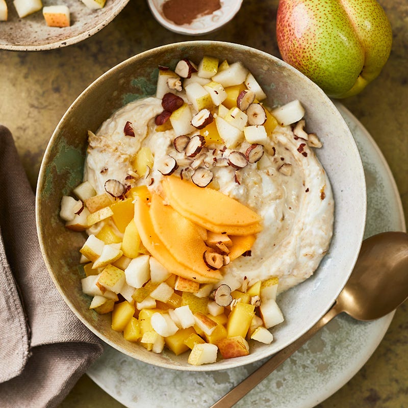 Frühstücksbrei mit Nüssen