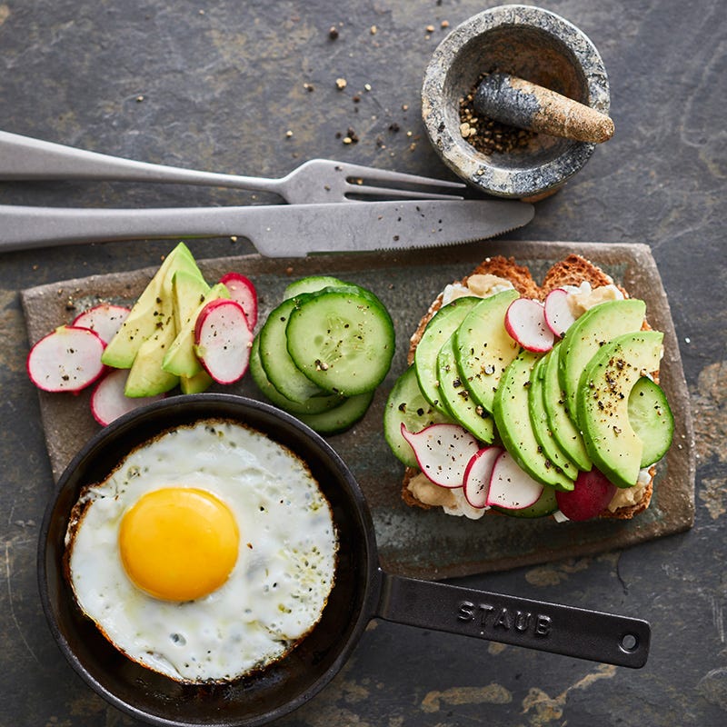 Avocado-Hummus-Schnitte