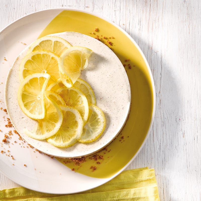 Sommerliche Zitronen-Joghurt-Torte