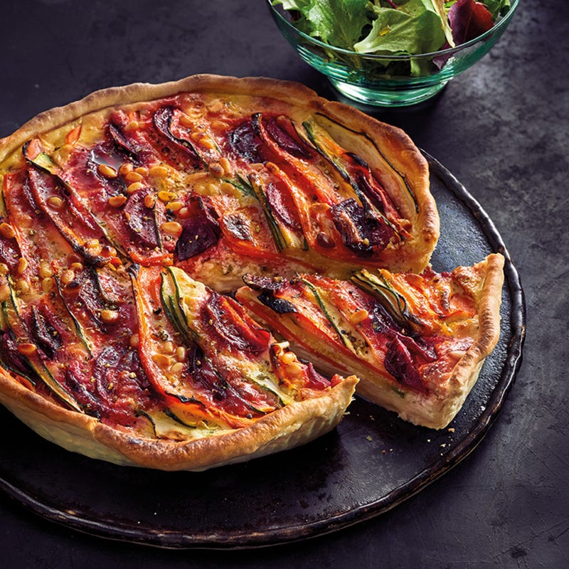 Bunte Gemüsequiche mit Seidentofu