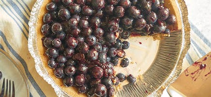 Fresh blueberry pie