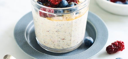 Very Berry Overnight Oats