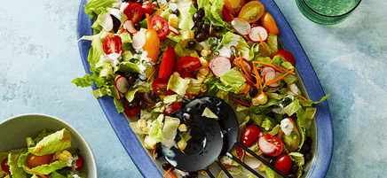 Black bean and corn salad with creamy dressing