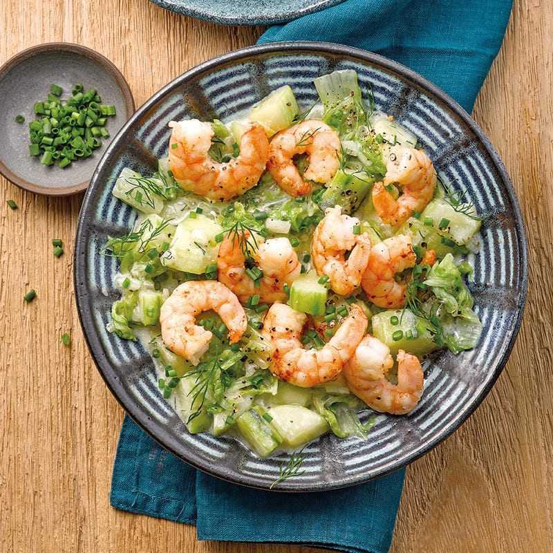 Crevettes aux légumes, concombre et chou chinois