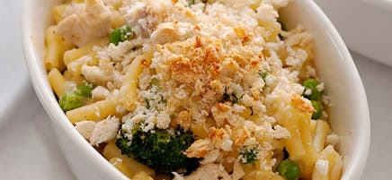 Chicken Mac and Cheese Bake