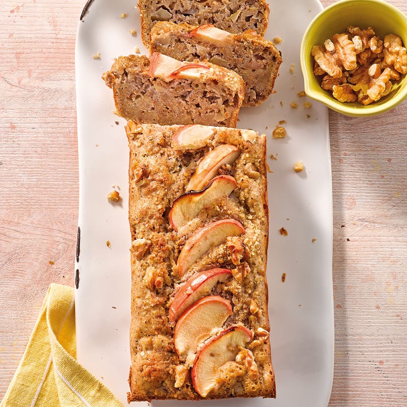 Saftiger Apfel-Walnuss-Dinkelkuchen