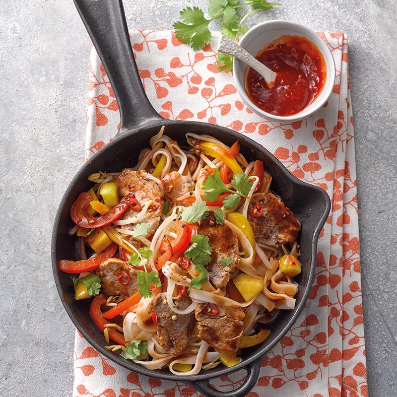 Foto van Rijstnoedels met zoete chilisaus en varkenshaas door WW