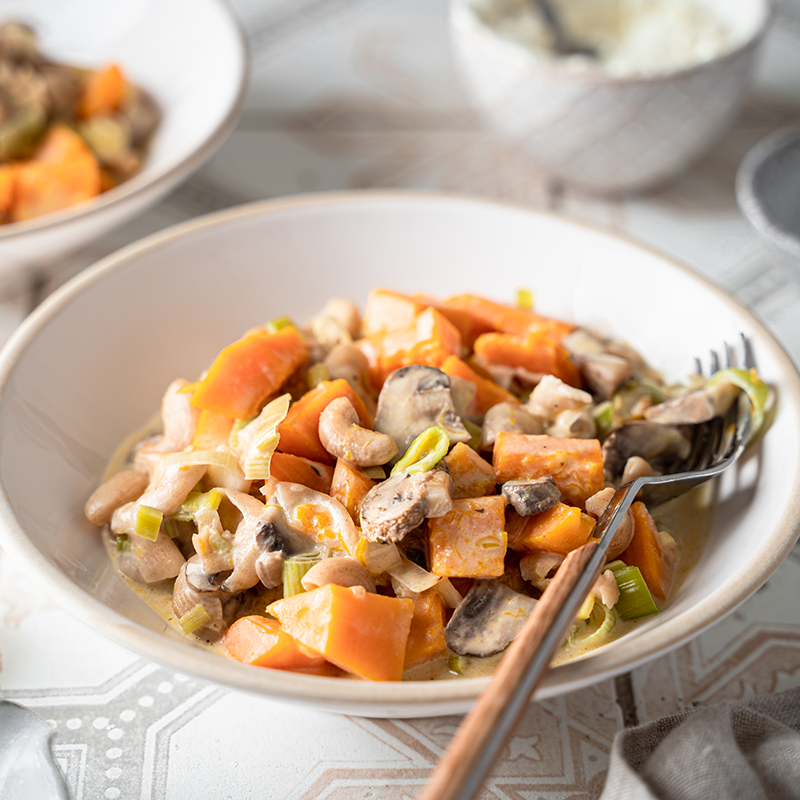 Tray bake mit Pasta und Kürbis
