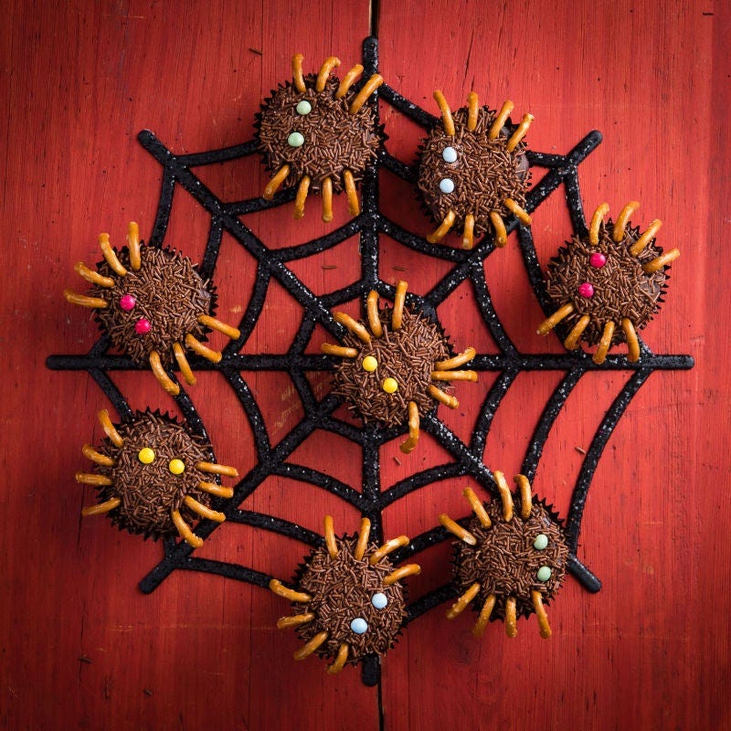 Chocolate muffin spiders