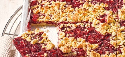 Kirsch-Streusel-Blechkuchen