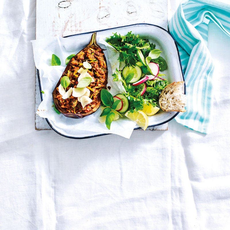 Gebackene Aubergine mit Linsenfüllung