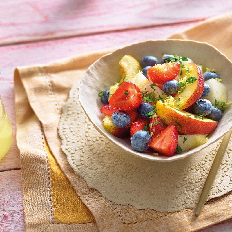 Bunter Fruchtsalat mit Limoncello