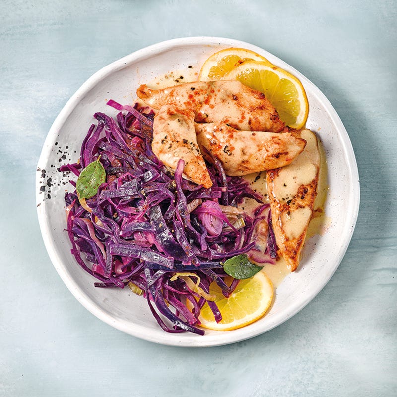 Orangenhähnchen mit Rotkohlgemüse