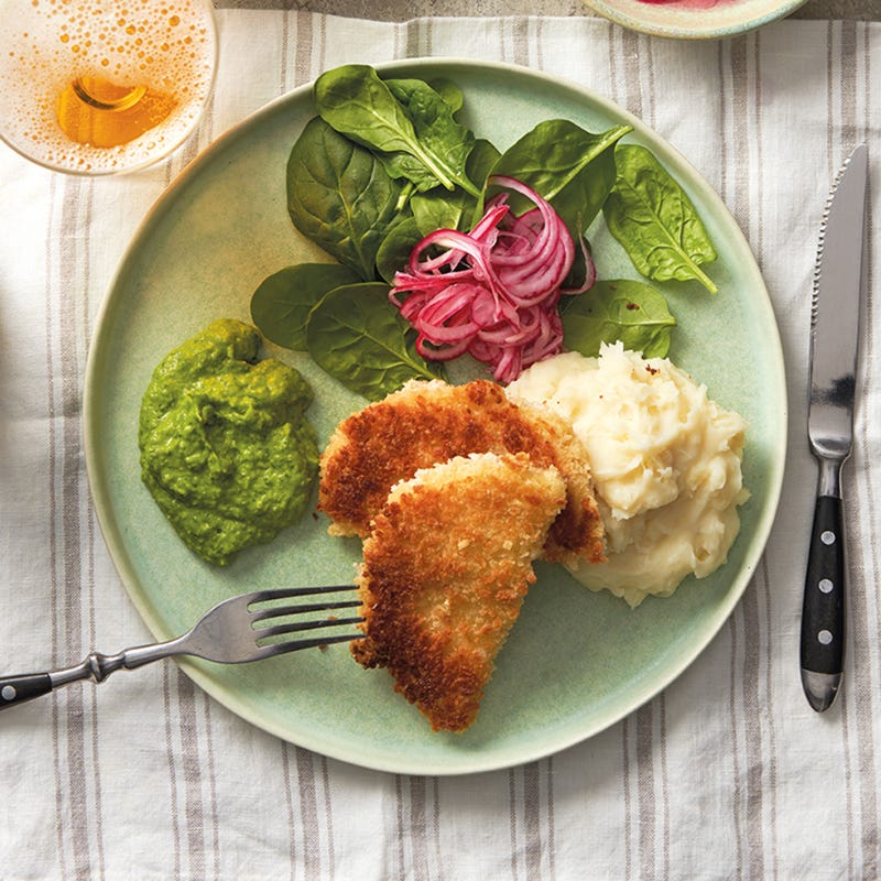 Sellerieschnitzel mit Püree und Erbsencreme