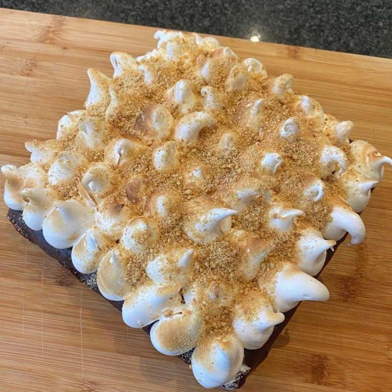 Photo of S'mores traybake by WW